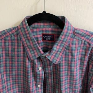 Untuckit large men’s button down shirt